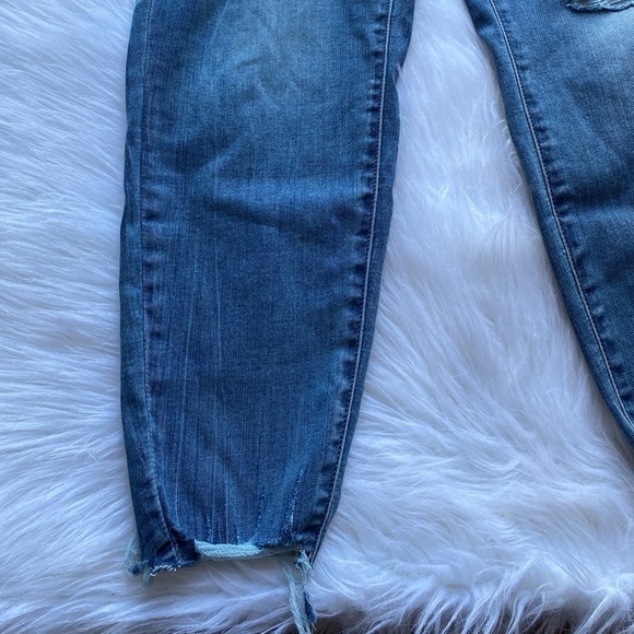 Maurices Jeans‎ Womens 24W REG High-Rise Blue Denim Distressed - Picture 3 of 8